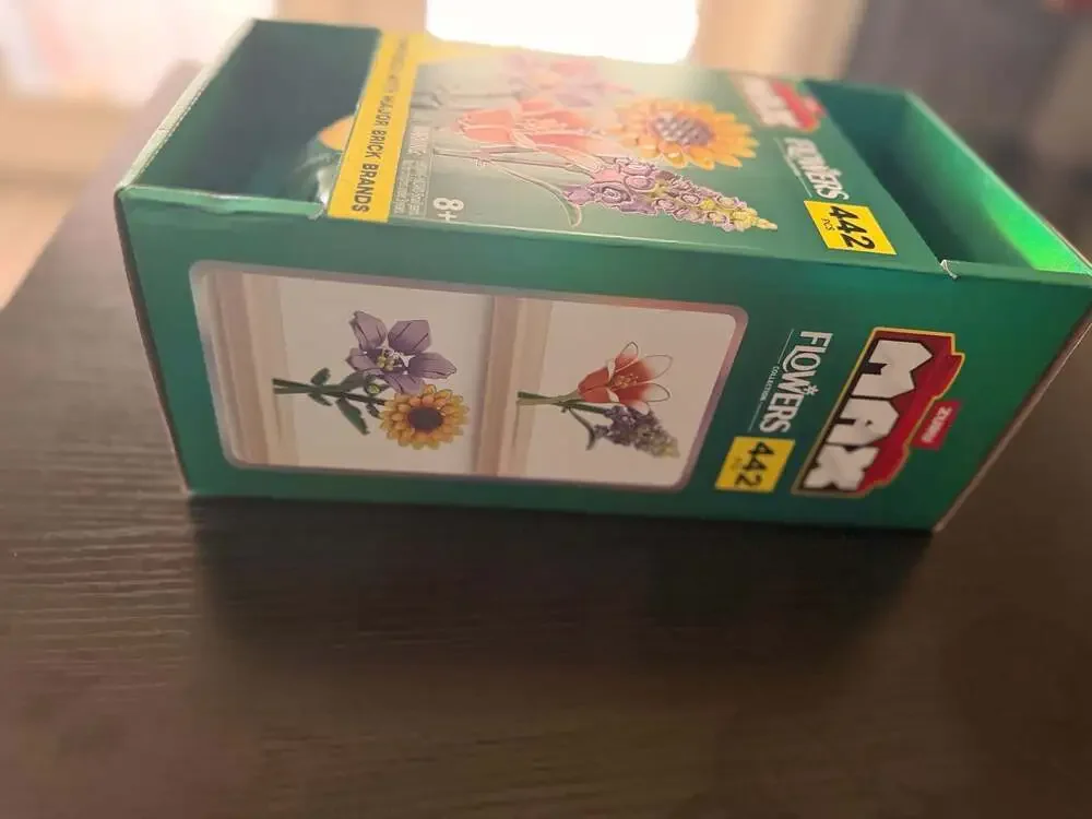 ZURU MAX Build More Flowers Collection Building Set, 442 Pieces, 4 Flowers Inclu